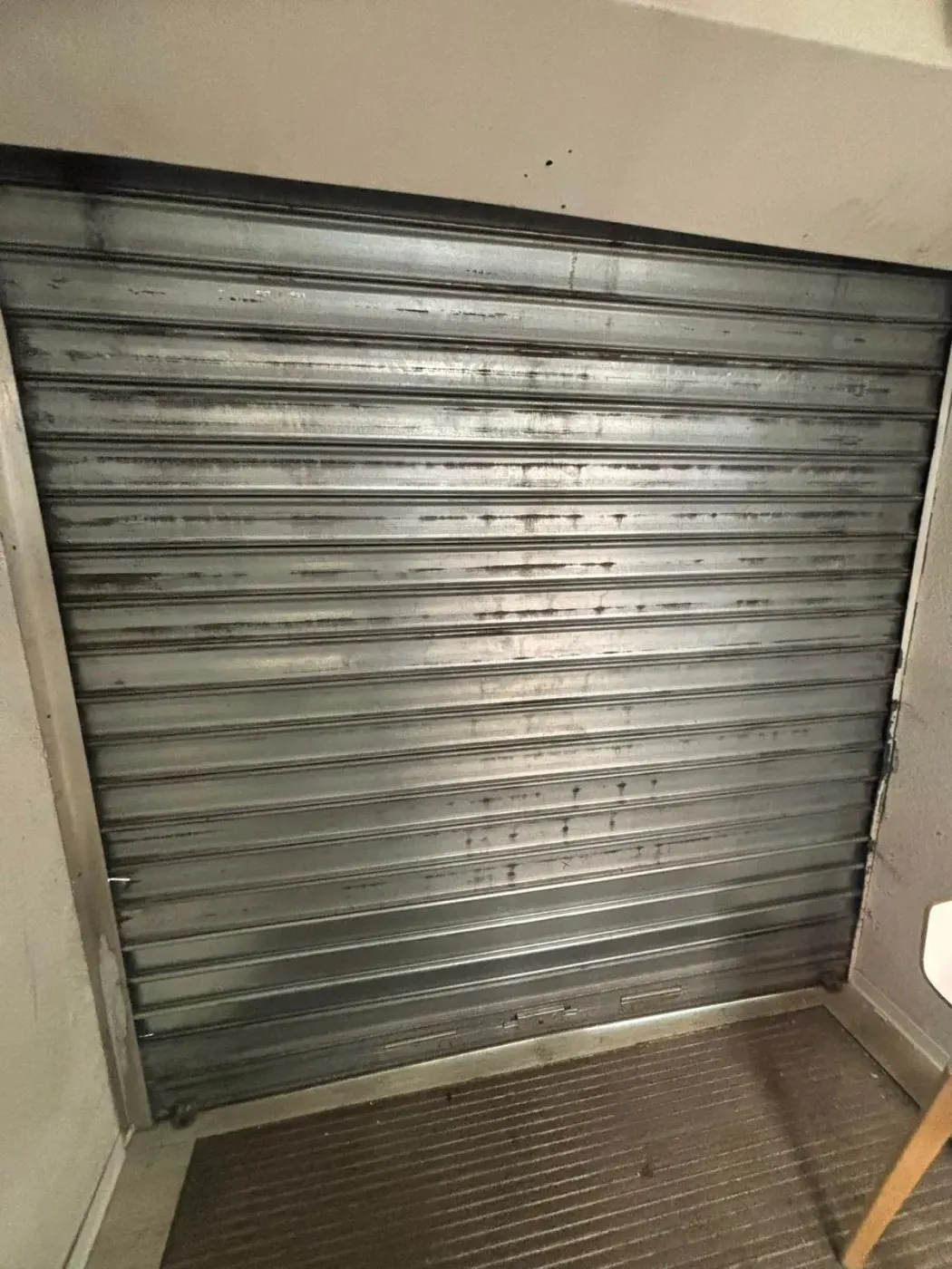 Installation et pose de rideau métallique à Rueil-Malmaison