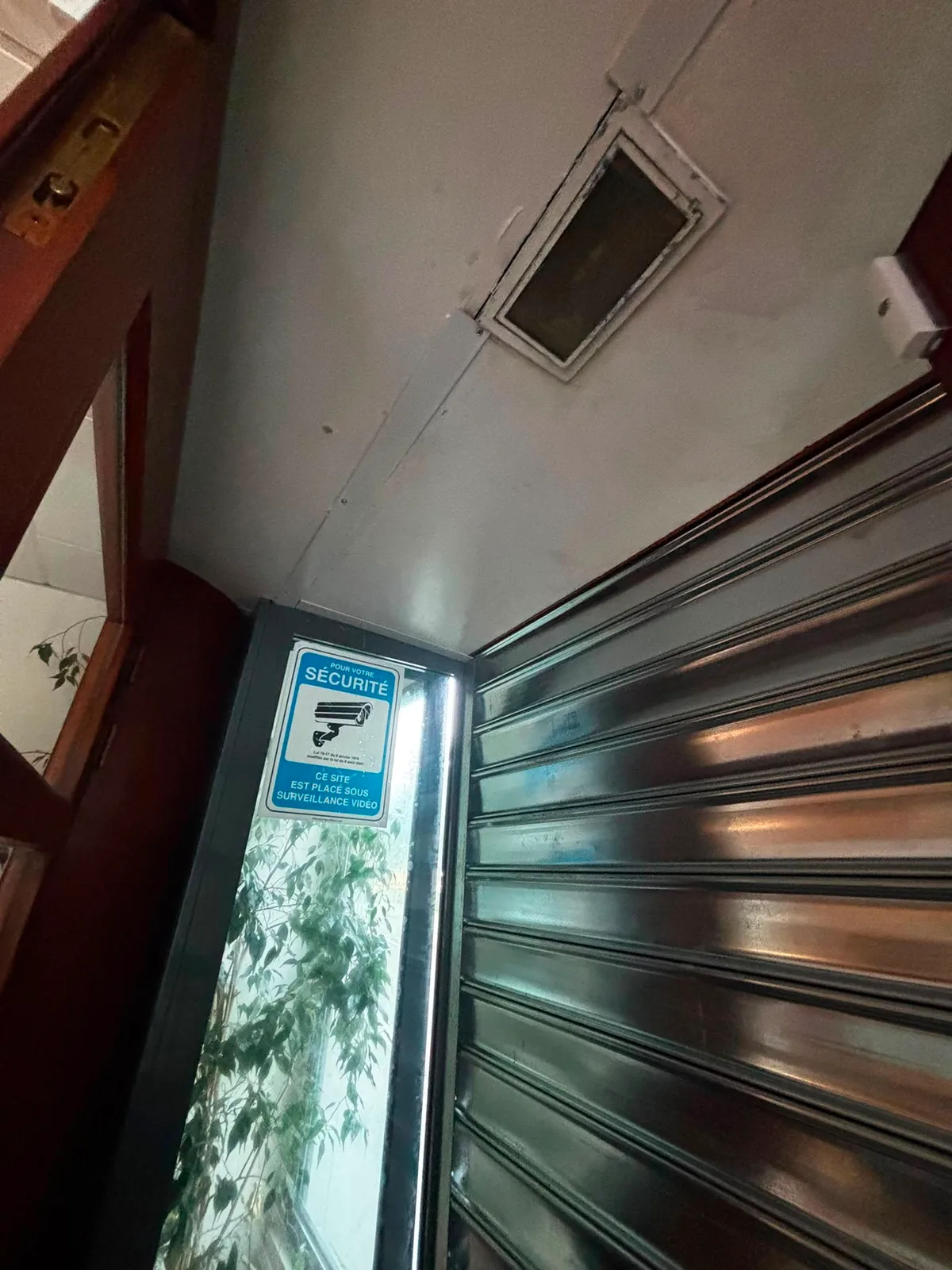 Installation et pose de rideau métallique à Rueil-Malmaison