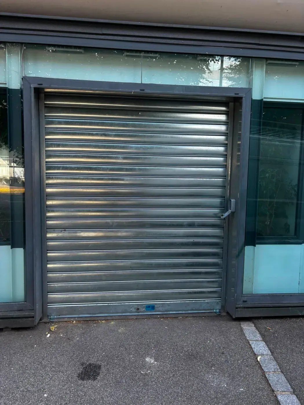 Installation et pose de rideau métallique à Rueil-Malmaison